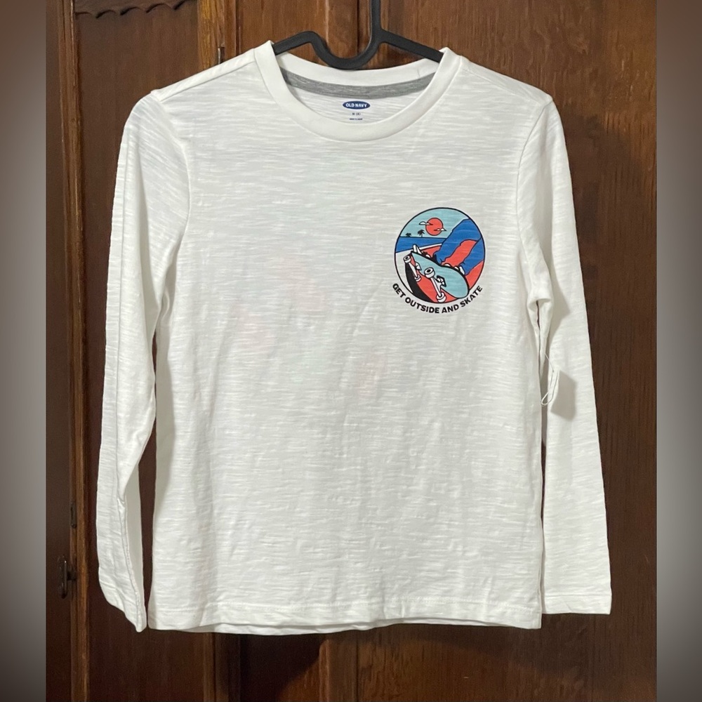 NWT Boys long sleeve T-shirt Size M Get Outside And Skate